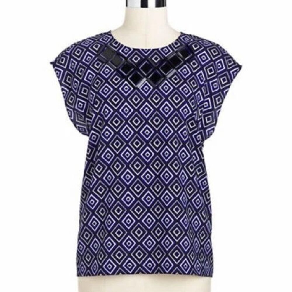 Vince Camuto Embellished Printed Shell with Black Tile Accents   NWT $89,00